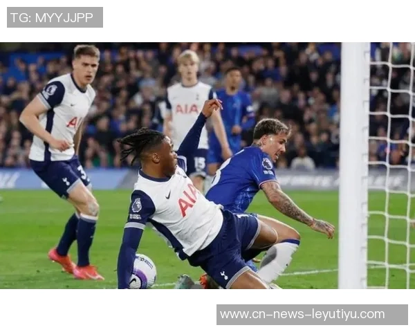 斯彭斯向弗兰克表达不满情绪唇语专家解读他暗示要辞职的背后原因